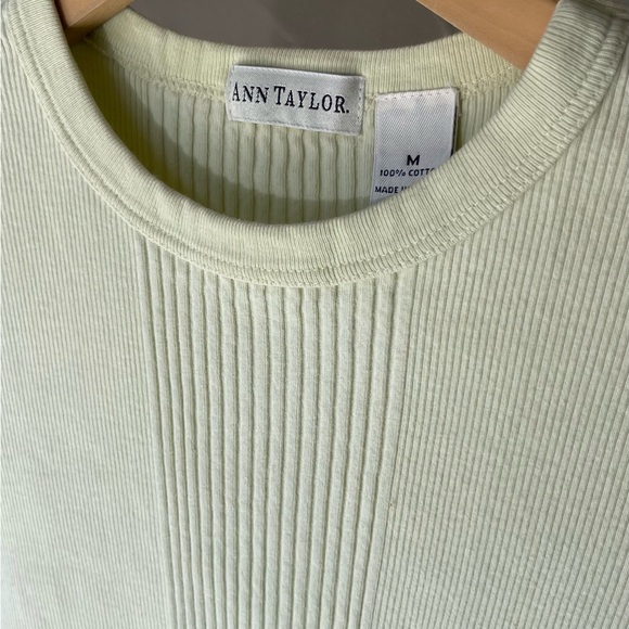 90’s Key Lime Ann Taylor Pure Cotton Tee - Picture 2 of 2
